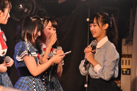 1_180827_AKB48theater.jpg