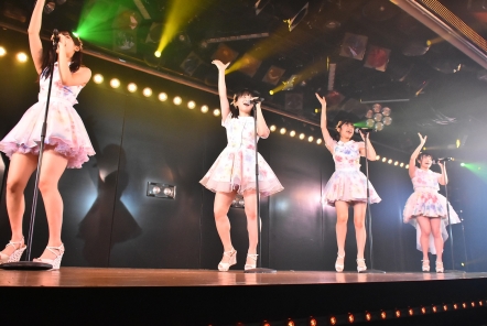 03_181104_AKB48theater.jpg