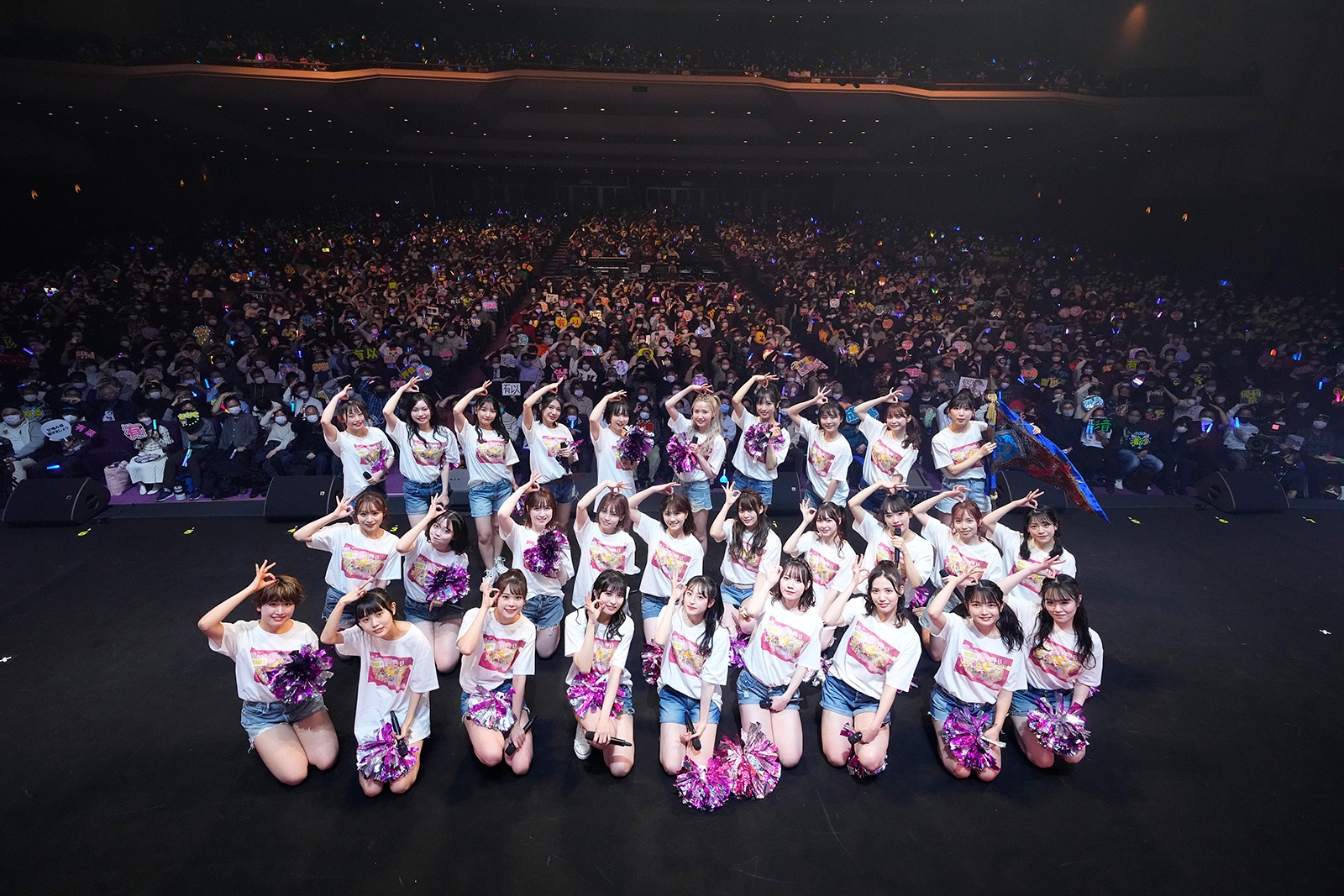 きません AKB48 AKB48 Team 8 SOLO CONCERT 新春！チーム8祭り DVDの
